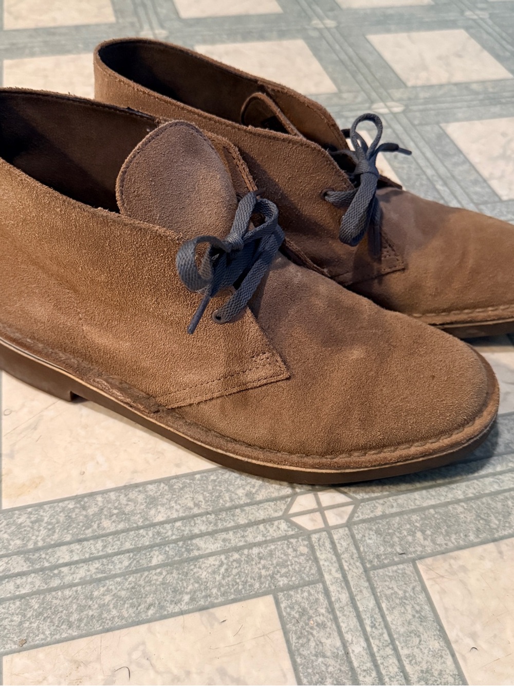 Clark’s classic suede desert boot. US Men’s 8 - Picture 2 of 8